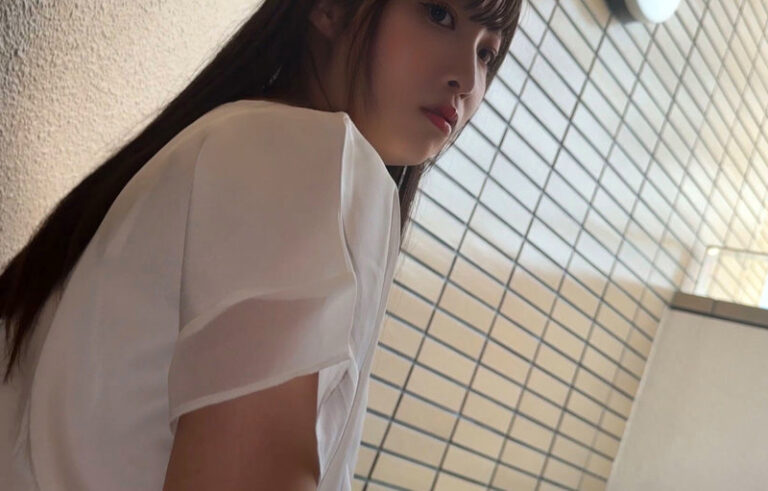 栄川乃亜
