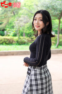 [bini520]鞠るりさん 4に出ているAV女優名は？