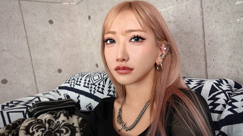 [gal001]Aに出ているAV女優名は？