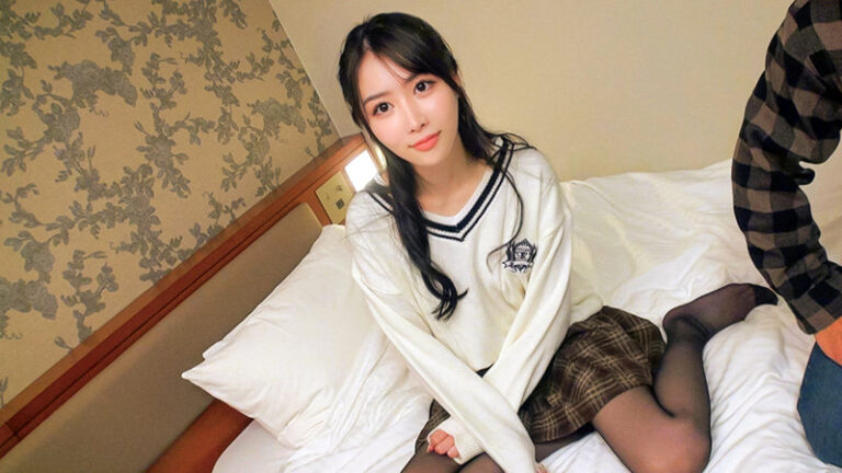 朝妃りお