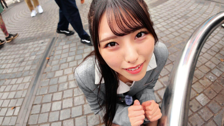 倉木しおり